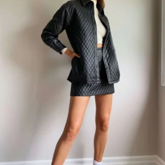 Aritzia Black Quilted Vegan Leather Flynn Mini Skirt - Picture 1 of 4
